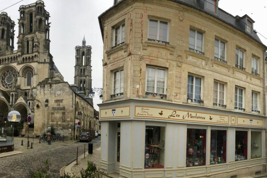: « suite Privee Au Pied De La Cathedrale » Apartment Laon