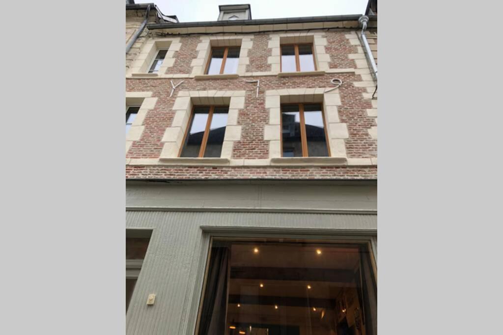 Apartment : « suite Privee Au Pied De La Cathedrale »